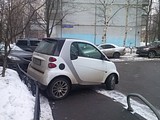 В Одинцово парковаться можно и на тротуарах! 